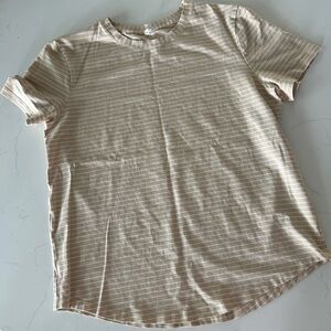 Lululemon Tee